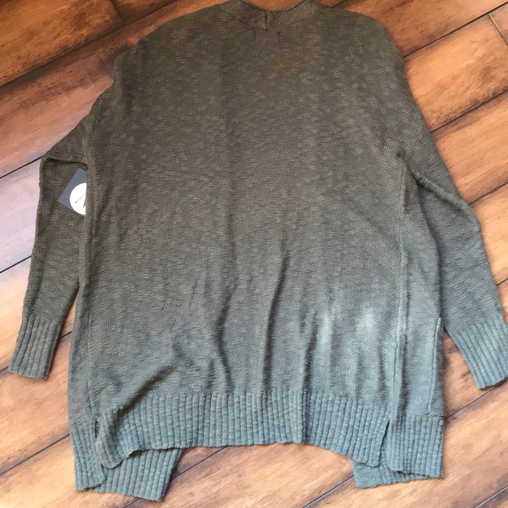 Cardigan - Picture 5 of 5